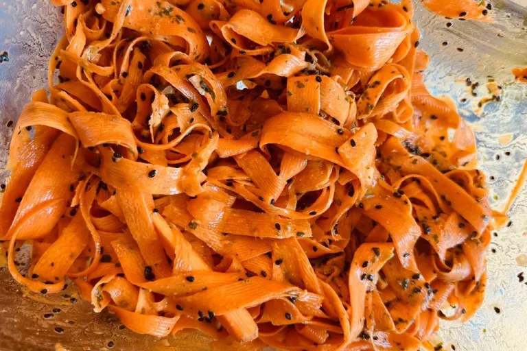 Vitamin A zum Essen! Der flotte Karotten Salat